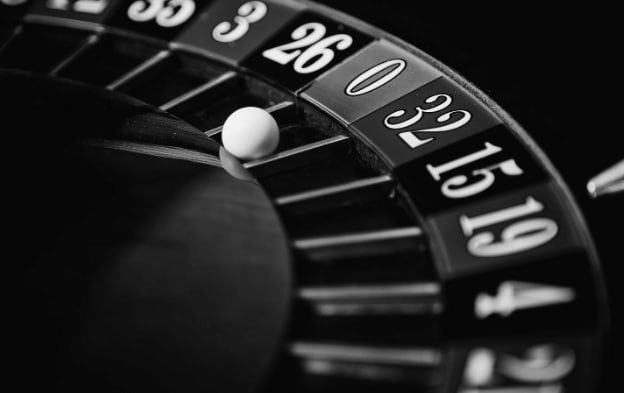 Speed Blackjack live studio showing dealer, cards, and player bet area at cantik555